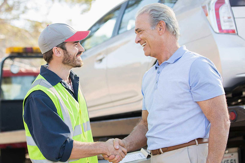 Truck-Towing-J-and-J-Towing-Clinton-Maryland