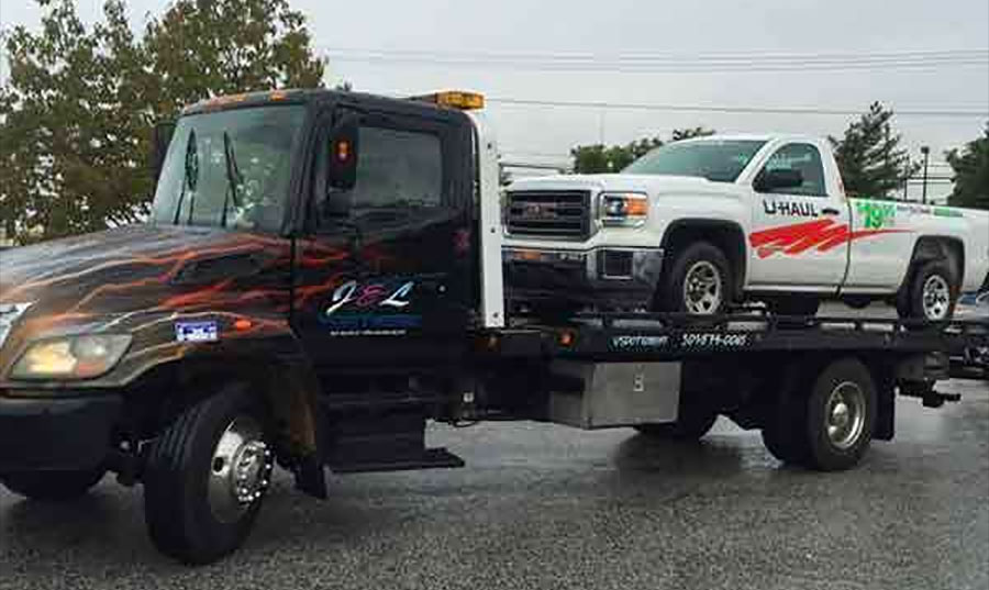 Auto-Towing-Clinton-Maryland-J-and-J-Towing-1